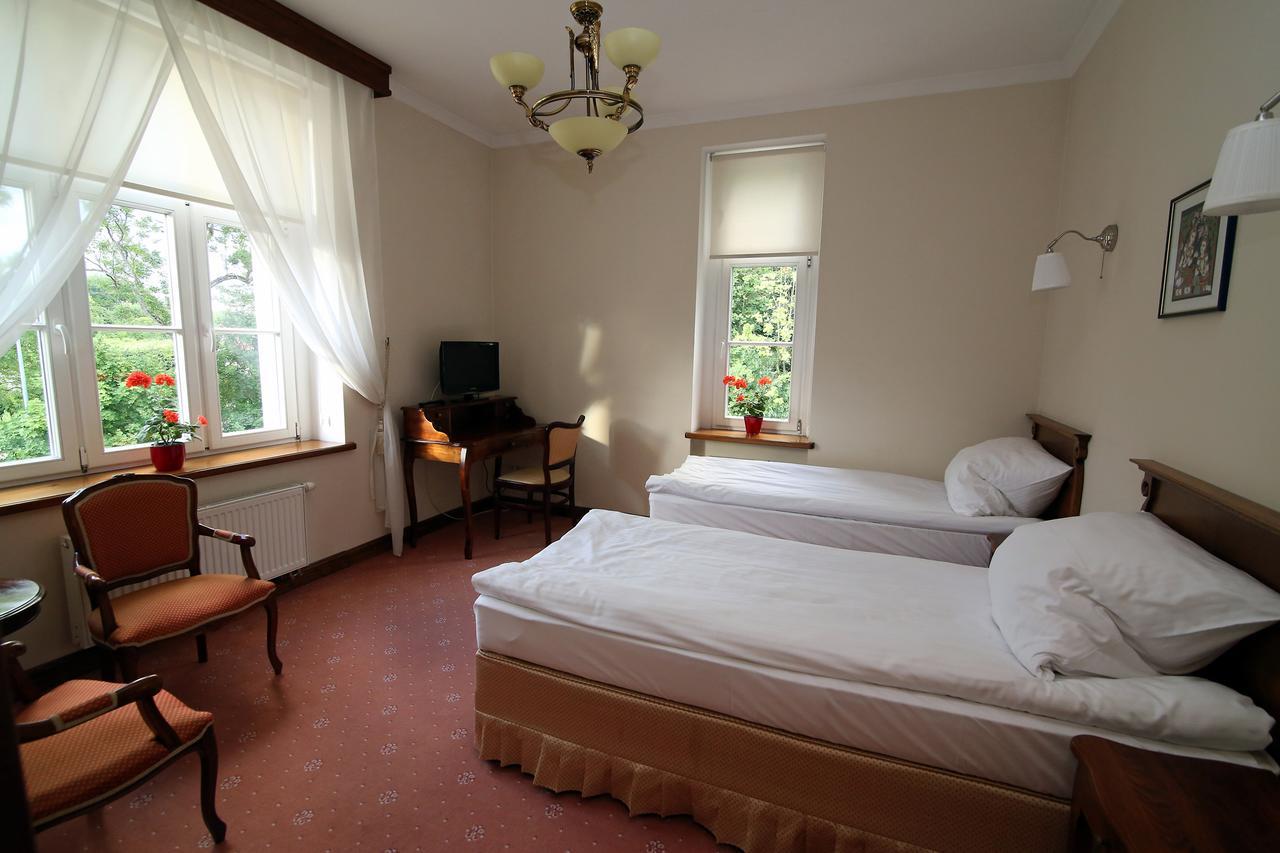 Bed and Breakfast Dwor Bieland Elblag Esterno foto