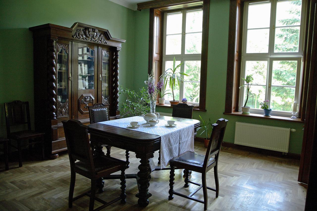 Bed and Breakfast Dwor Bieland Elblag Esterno foto