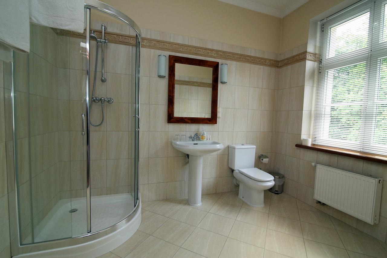 Bed and Breakfast Dwor Bieland Elblag Esterno foto